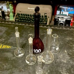 Pyrex beakers